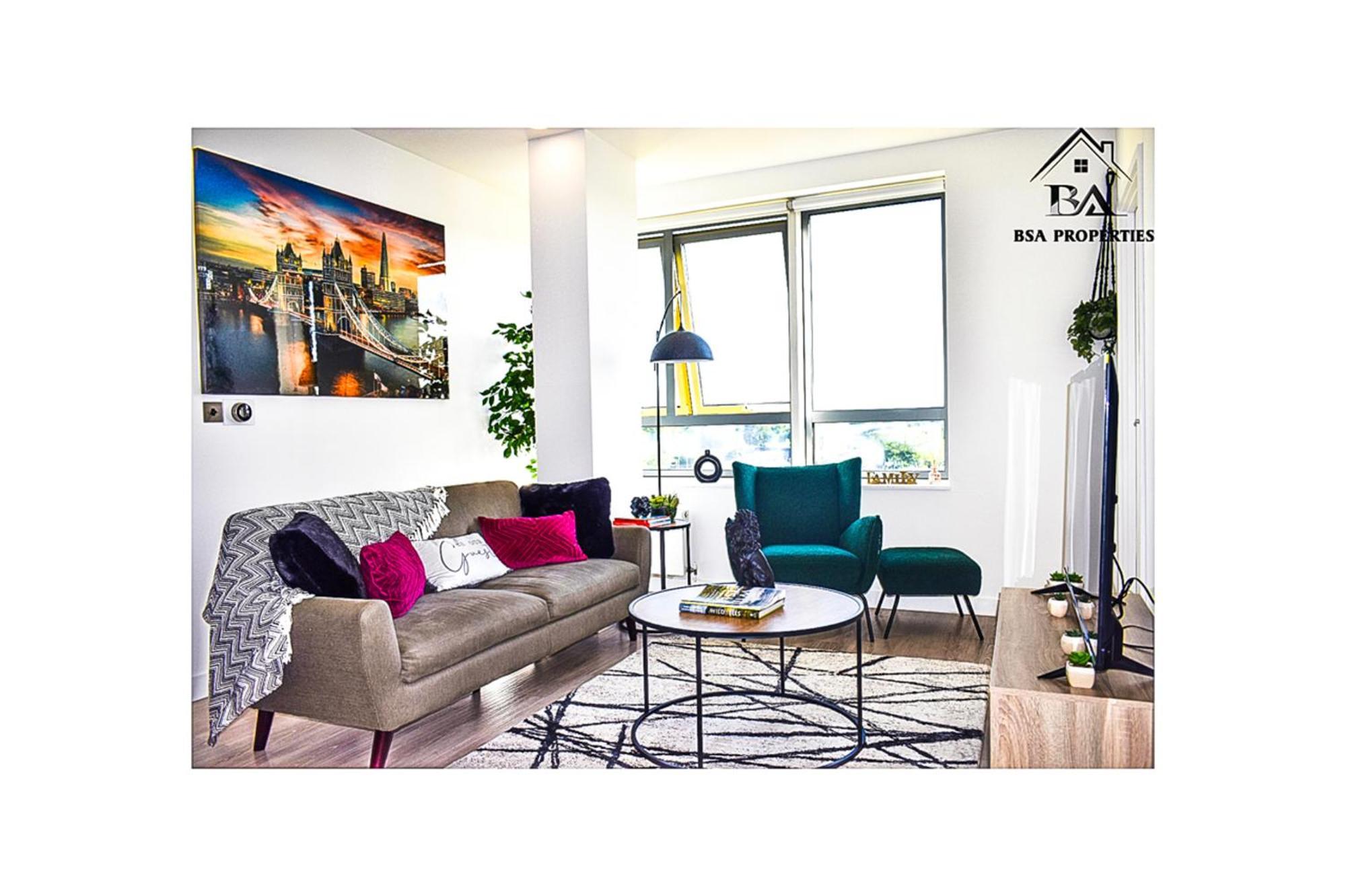 City Centre Apartment Close To Ascot & Legoland Sleep Upto 4 Guests - Parking On Request! Bracknell Extérieur photo