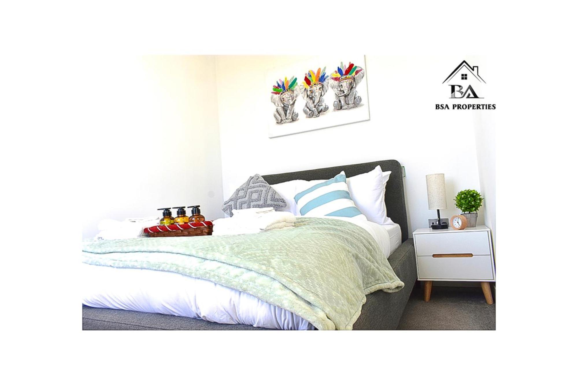 City Centre Apartment Close To Ascot & Legoland Sleep Upto 4 Guests - Parking On Request! Bracknell Extérieur photo