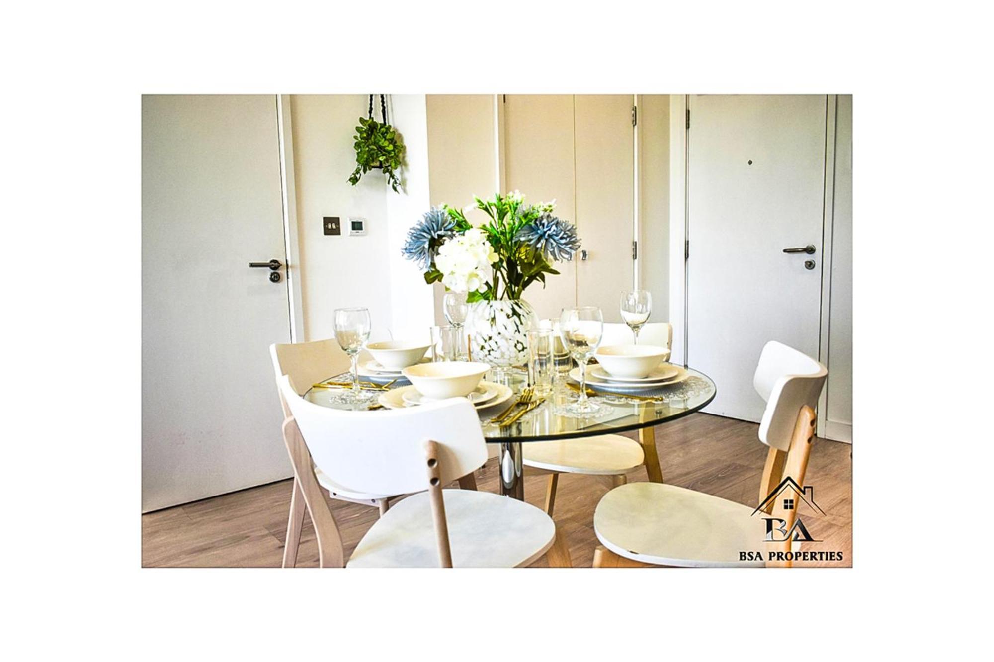 City Centre Apartment Close To Ascot & Legoland Sleep Upto 4 Guests - Parking On Request! Bracknell Extérieur photo